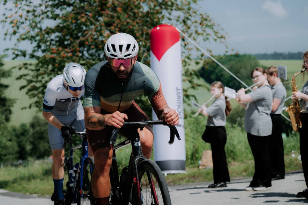 J-labs Gołcza Race 2026, start wyścigu kolarskiego w Małopolsce